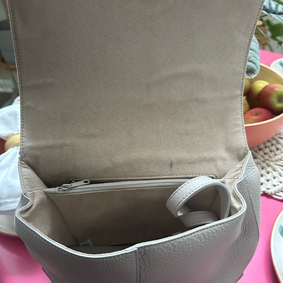 EUC authentic Rebecca Minkoff convertible bag - Picture 4 of 5